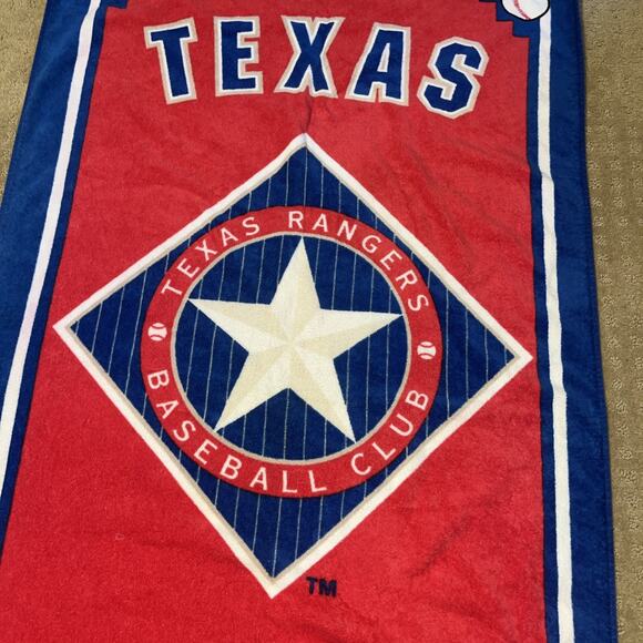 Texas Rangers MLB 28”x 56" Beach Bath Towel Wincraft Baseball World Series - Picture 2 of 5